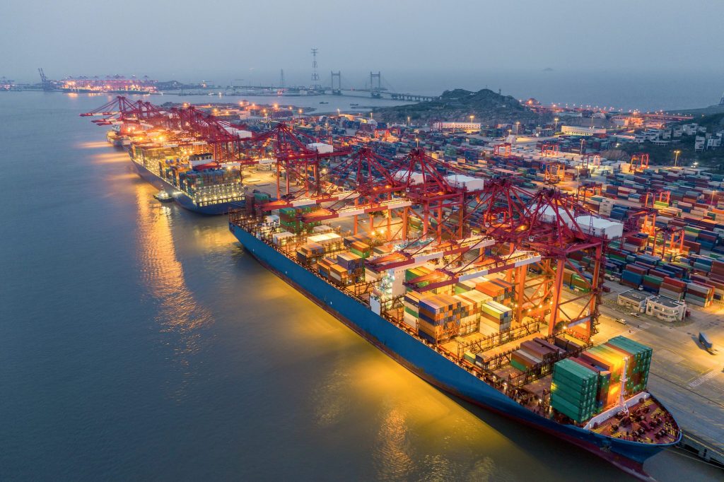 Shanghai-Port-Strives-to-Keep-Global-Trade-Moving-as-COVID-1024x682.jpg